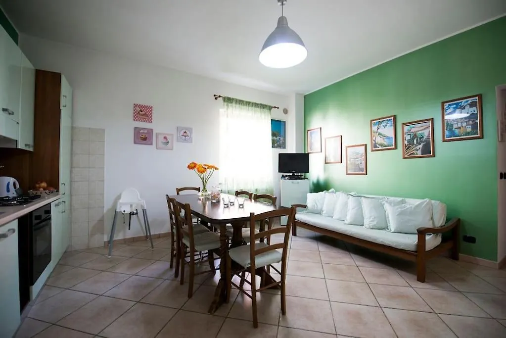 Holiday House By The Sea Sicilia Capo dʼOrlando