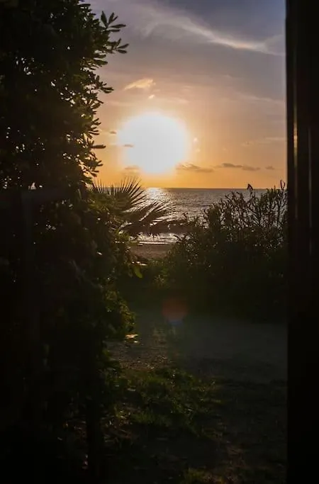 Holiday House By The Sea Sicilia Capo dʼOrlando