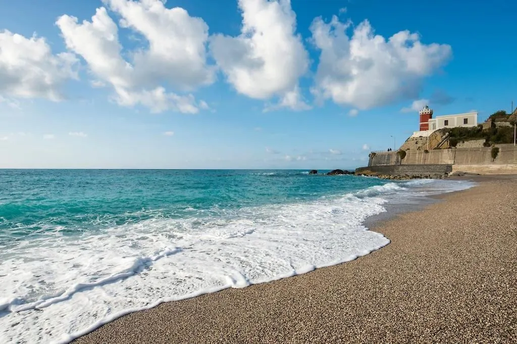 Holiday House By The Sea Sicilia Capo dʼOrlando Itália