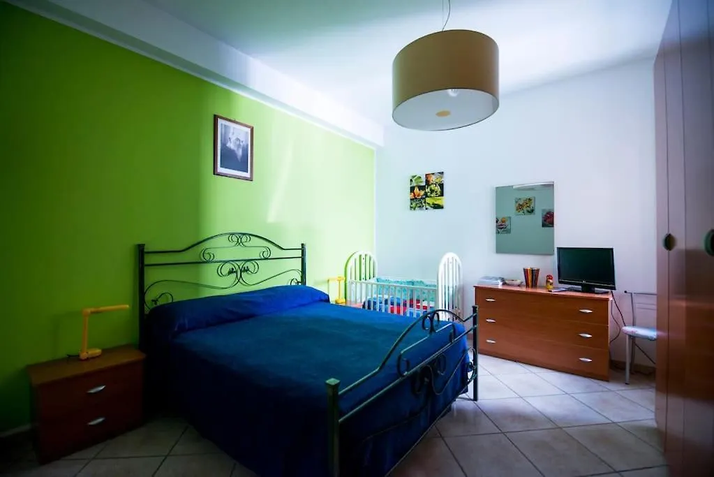 Casa de Férias Holiday House By The Sea Sicilia Capo dʼOrlando